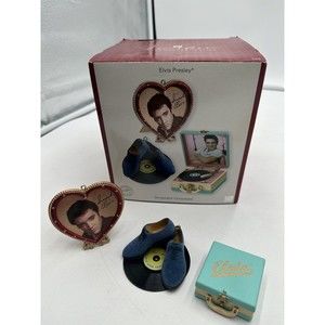 Carlton Cards Heirloom Ornament Collection Elvis Presley  2007